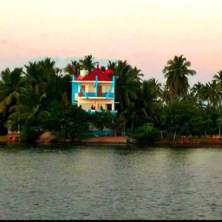 Victoria'S River View Resort Pondicherry Exterior photo